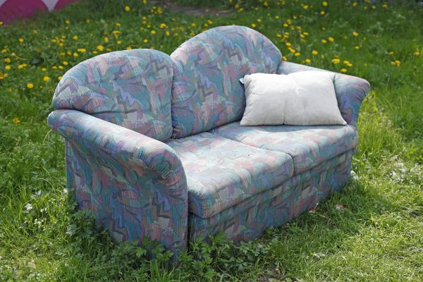 Couch Disposal in Seattle