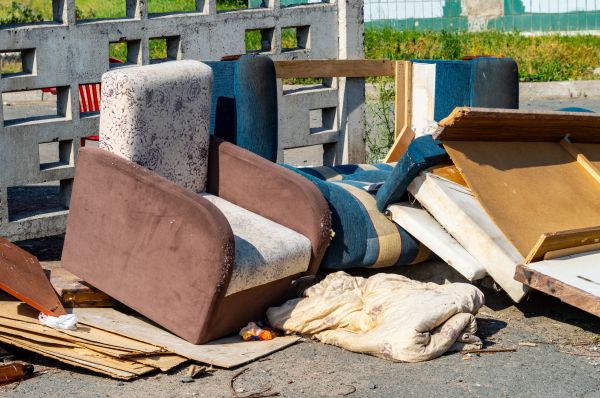 Outdoor Furniture Disposal in Seattle