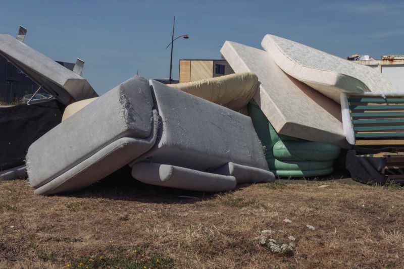 Couch Disposal detail